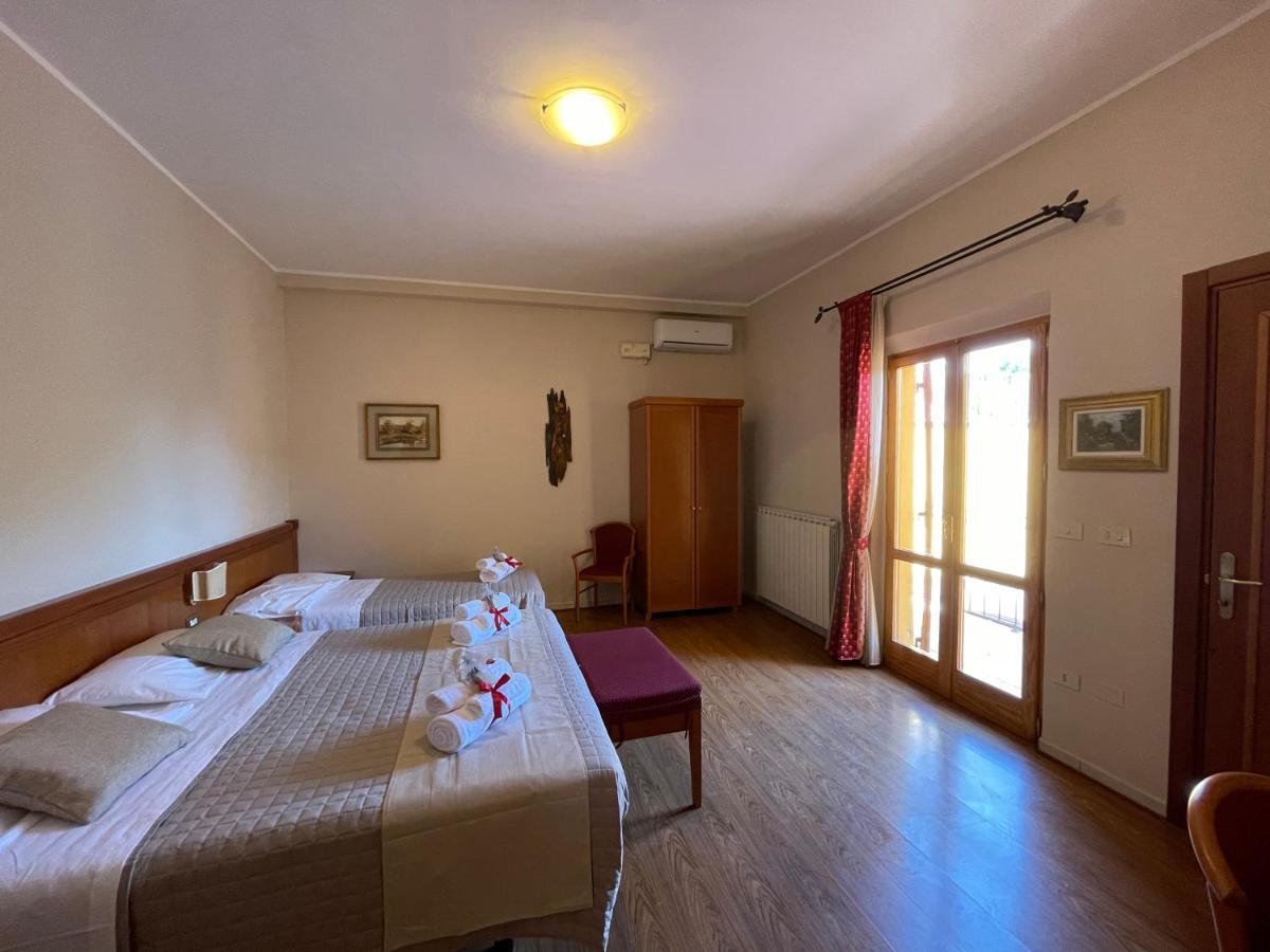 La Terrazza Dei Ciliegi Hotel Santa Maria Degli Angeli  Buitenkant foto